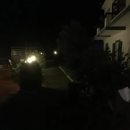 ベッド・アンド・ブレックファスト Acquaviva Park 3*