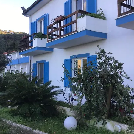 Acquaviva Park Bed & Breakfast