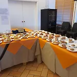 לינה וארוחת בוקר Acquaviva Park