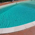 Acquaviva Park לינה וארוחת בוקר 3*