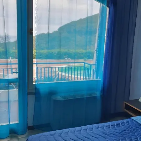 Acquaviva Park Bed and Breakfast 3*