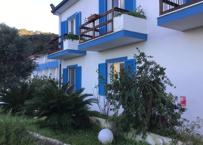 Acquaviva Park Bed & Breakfast