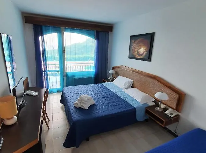 Acquaviva Park Bed & Breakfast 3*