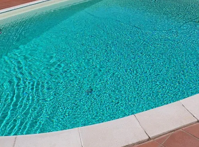 Acquaviva Park לינה וארוחת בוקר 3*