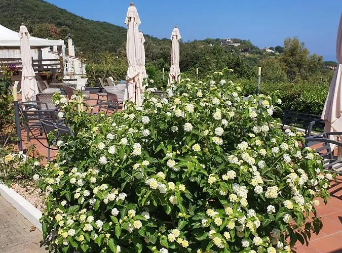 Acquaviva Park Bed & Breakfast Portoferraio